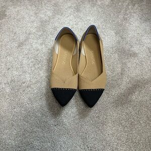 Rothy's Tan and Black Pointed Flats